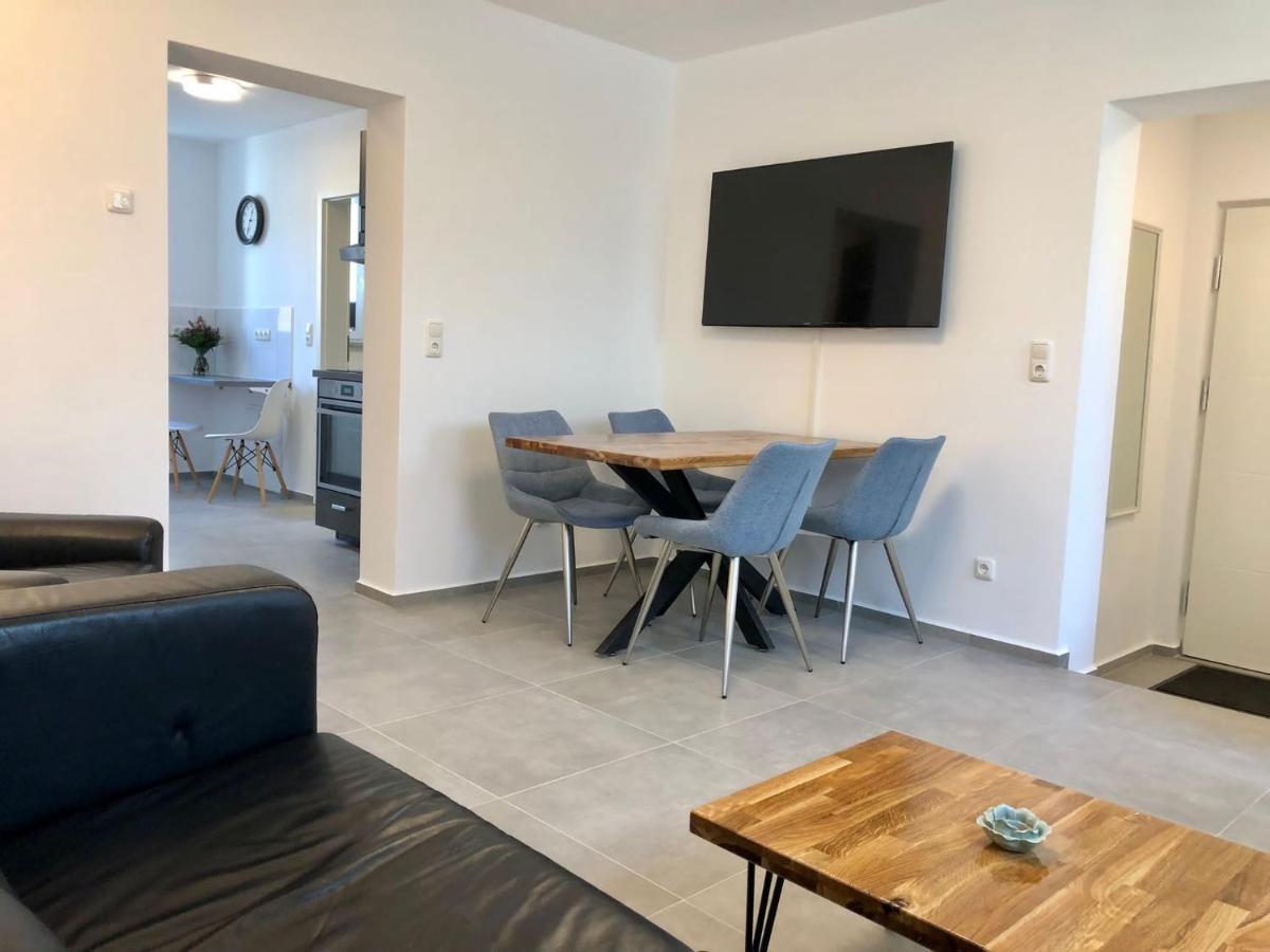 Erdgeschoss-Appartement Mit Seeterasse Ahrensbok Ngoại thất bức ảnh